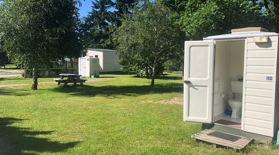 Large sites with private bathroom 