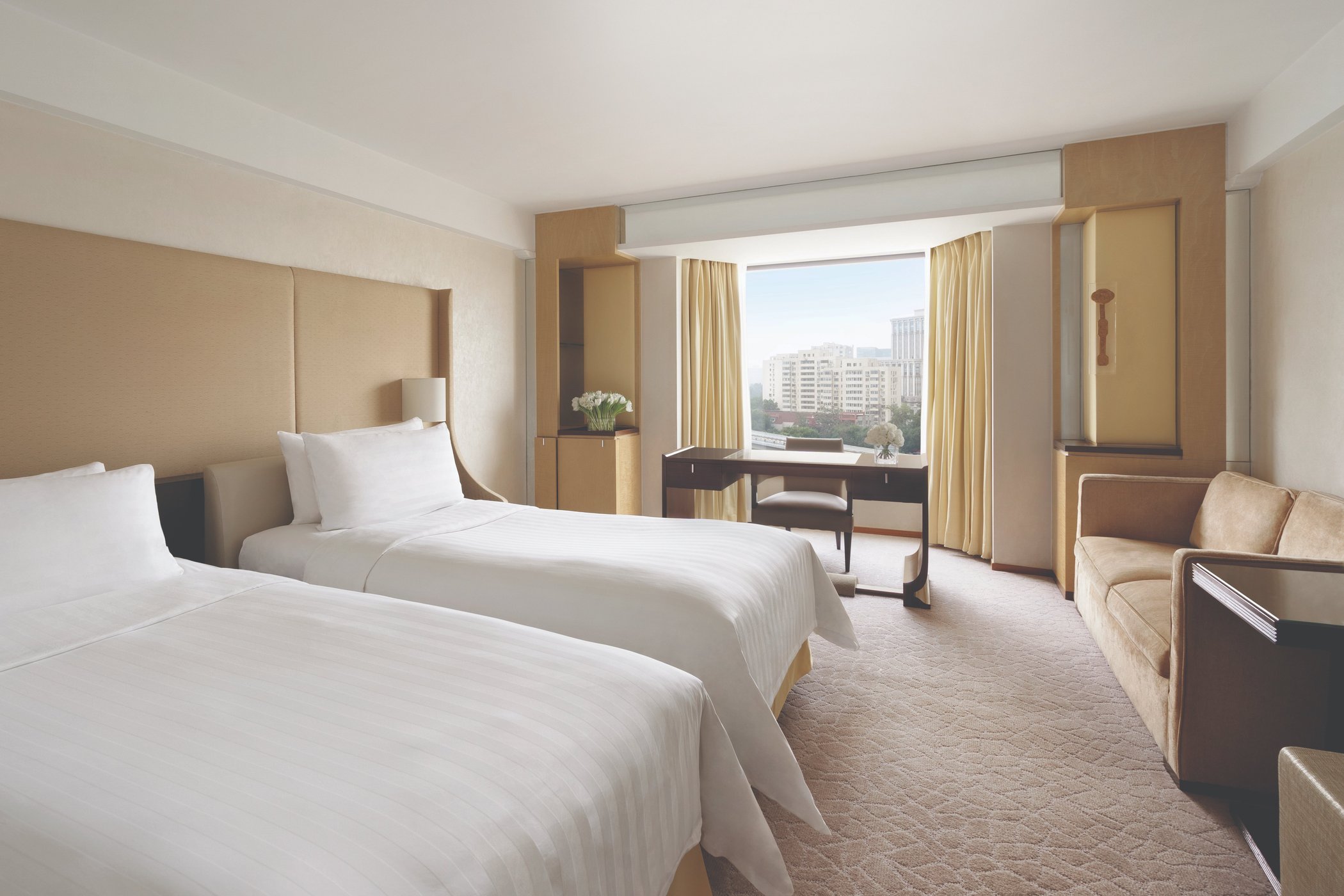 Shangri-La Hotel, Beijing by null