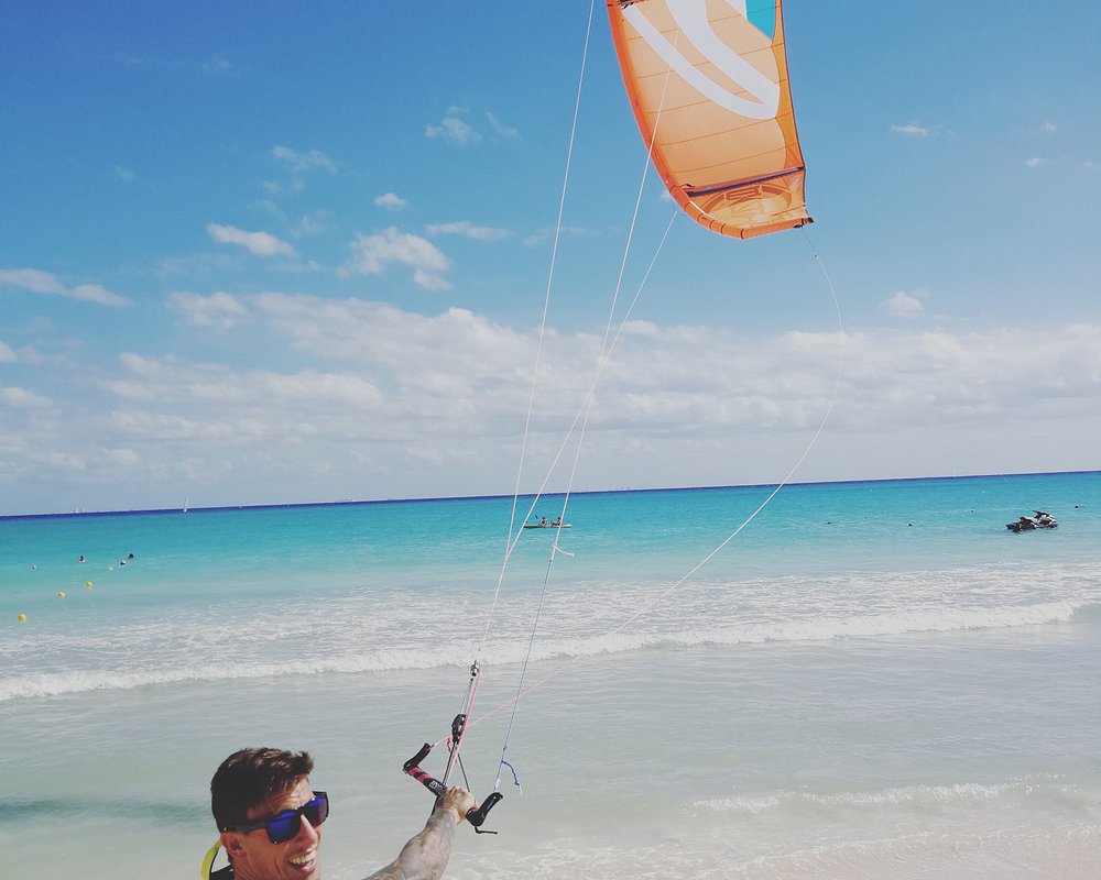 playa del carmen windsurfing