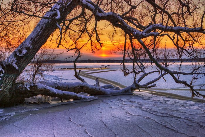 With 1,200km of waterfront, there isn’t a bad spot to catch a sunrise or sunset.
