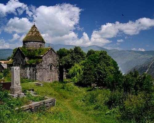 Living with a rural family in a small village in Armenia 🇦🇲 