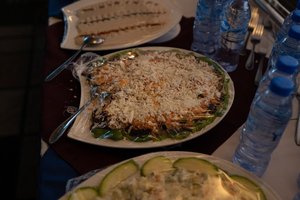 تناول الطعام