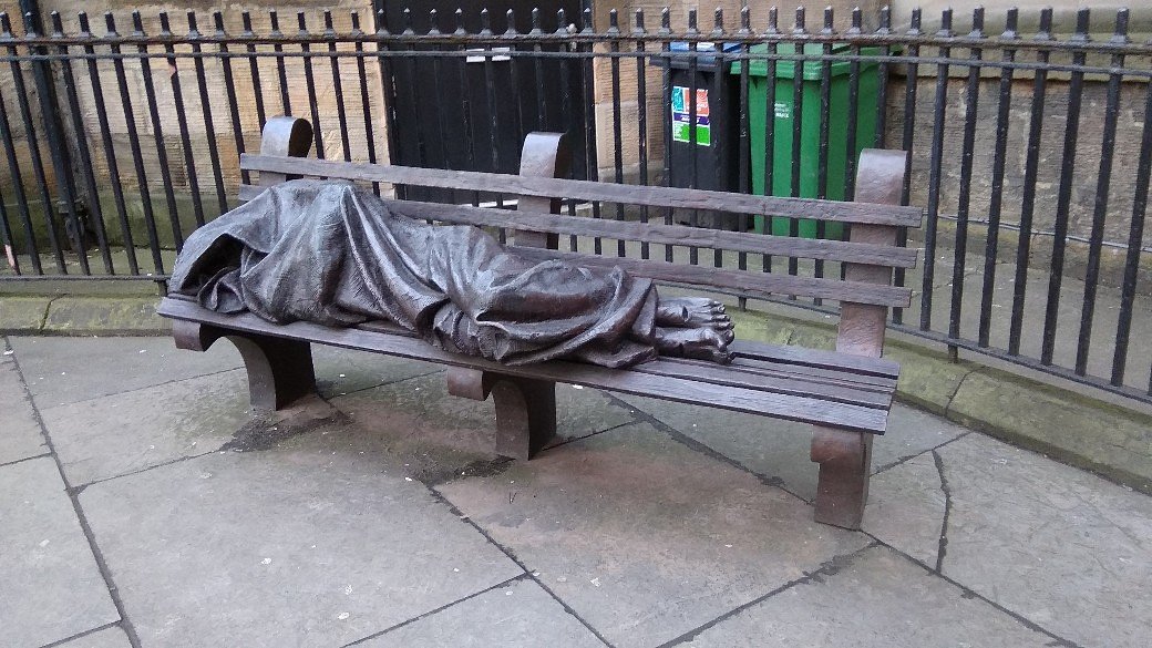 Homeless Jesus Statue Glasgow 2022 Lohnt Es Sich Mit Fotos 