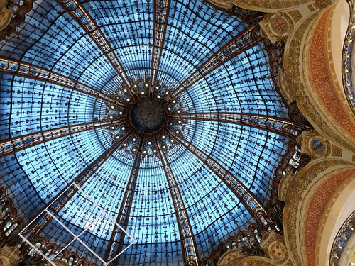 Paris, France, Shopping inside French Department Store, Living