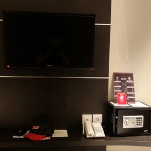 The One Hotel Makassar by Syarfan's Travel