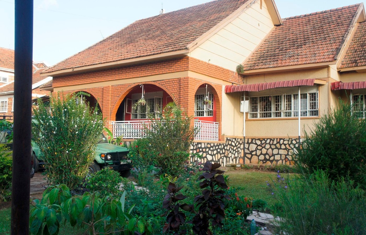 Green Valley Guest House & Backpackers image