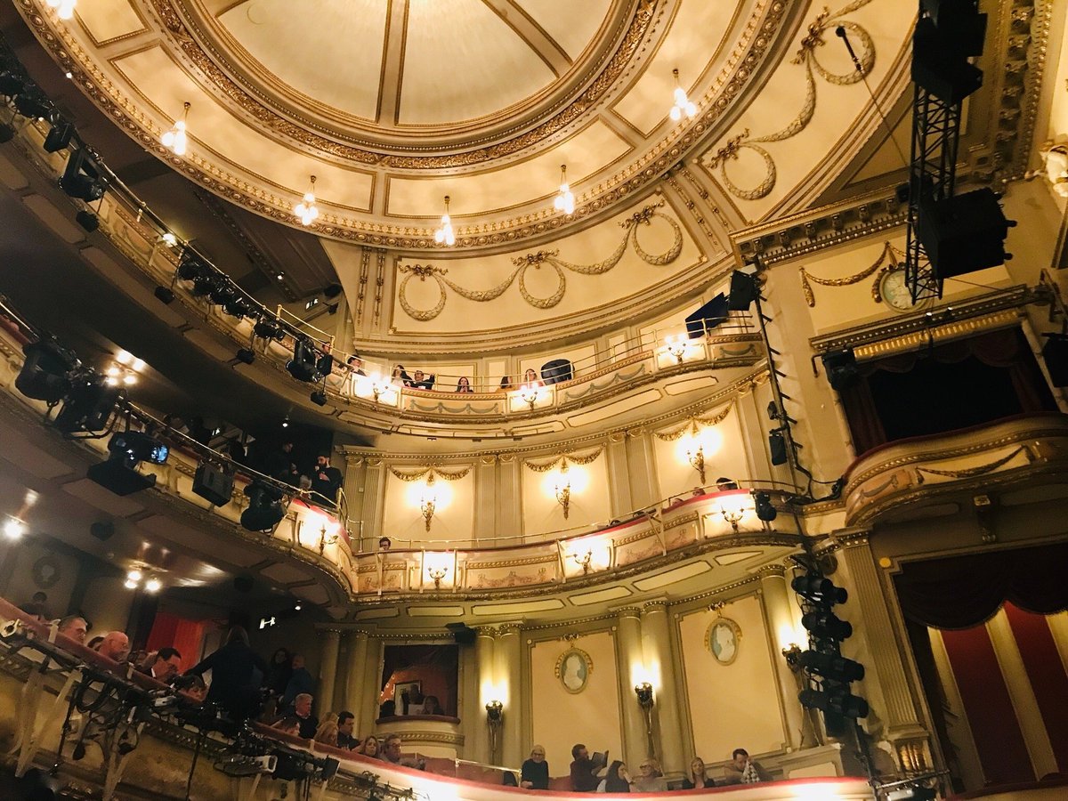 NOËL COWARD THEATRE (Londres): Ce qu'il faut savoir