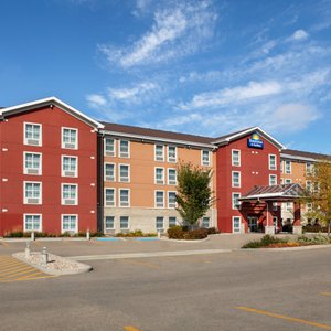 Welcome to Days Inn & Suites - Sherwood Park