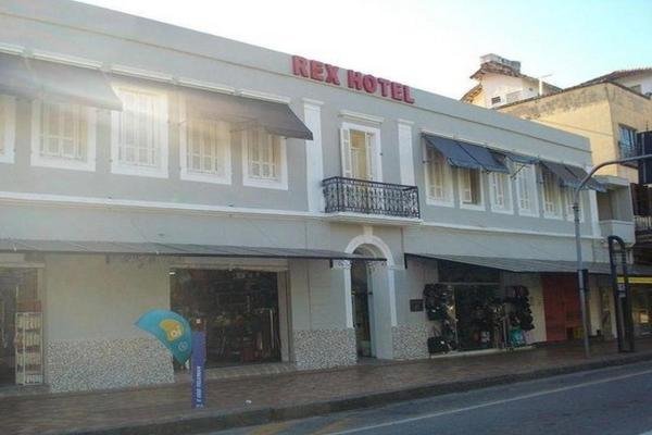 Fachado do Hotel Vila Real - REX