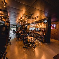 Villa 1052 Pub