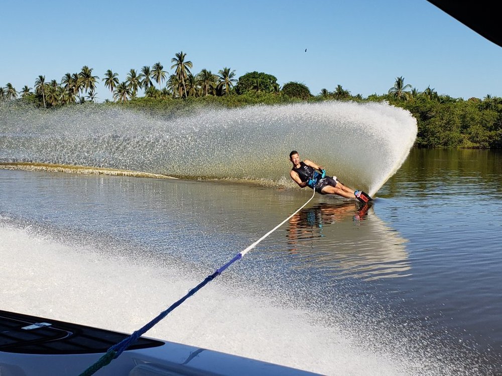 Gordon Rathbun's Ski Paradise Water Ski Vacations