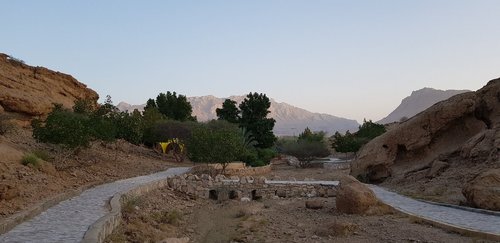 ‪Wadi Kitnah pools‬