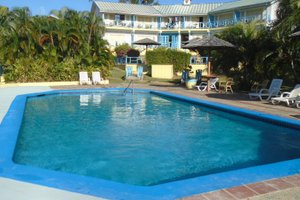 Piscina e praia