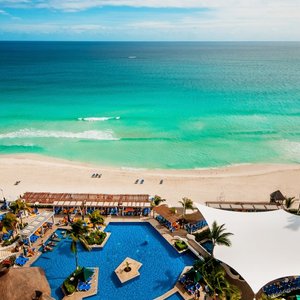 best cheap hotels in cancun