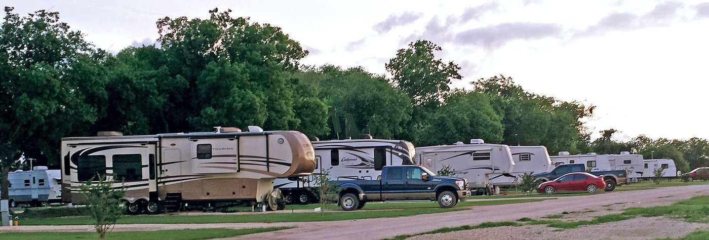 Escape to Paradise: Uncover Hidden Valley RV & Golf Park, NH