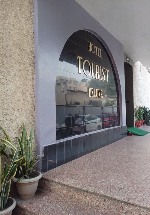 hotel tourist deluxe delhi