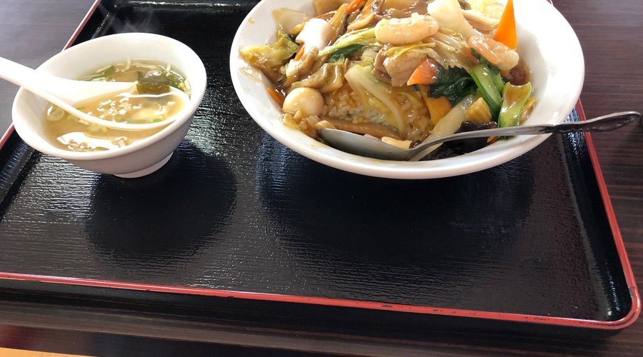 料理は大変おいしく、料理の種類も豊富でした また店内もきれいで、雰囲気もいい感じでした
