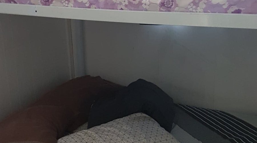 No safety rail on the bunk bed