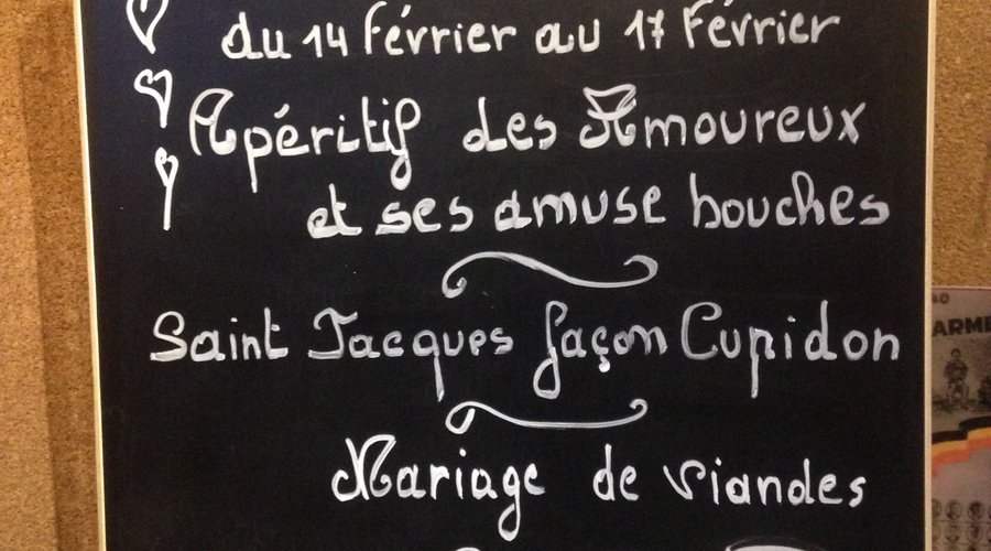 Bonjour à tous, voici notre menu de St Valentin disponible du 14 au 17Fev inclus. Un spectacle chantant sera proposé ce Dimanche 17Fév à l'issue du repas de midi. L'entrée est gratuite . au plaisir de vous y voir. L'équipe Elysée Beaufort