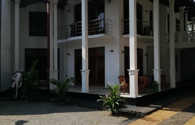 Mahakumara White House Hotel