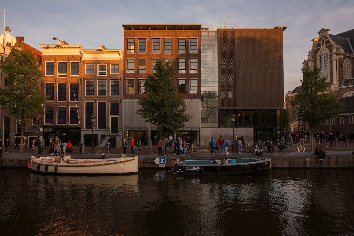 Best Tourist places to visit in the Netherlands - Amsterdam Canal Cruise and Anne Frank House