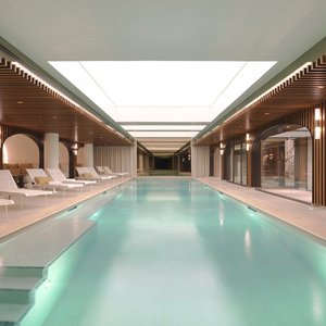 swimming-pool