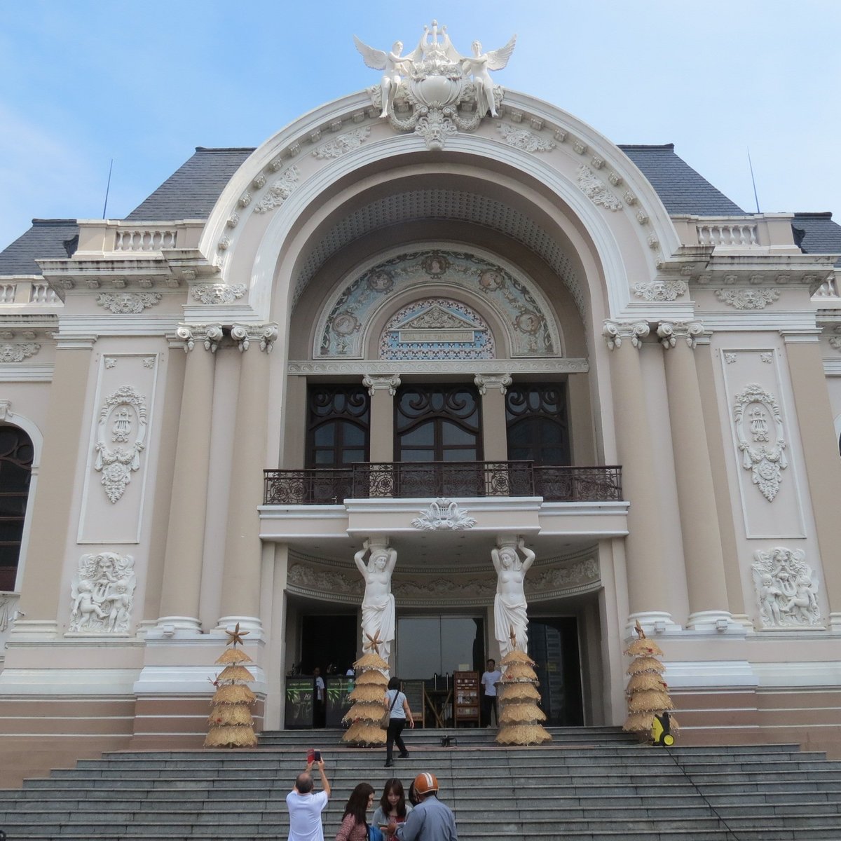 Saigon Opera House (Ho Chi Minh Municipal Theater), Хошимин - Tripadvisor