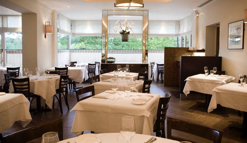 Our main dining room across the road from the greenery of Wandsworth Common, the perfect spot for a pre or post lunch walk