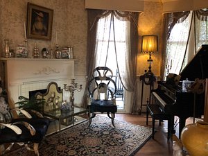 Ashford Manor: A Watkinsville Treasure - Corcoran Classic Living