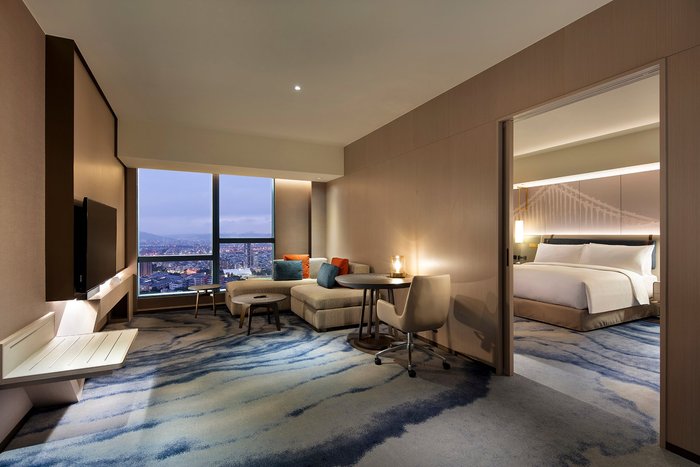 Hilton Taipei Sinban Rooms: Pictures & Reviews - Tripadvisor