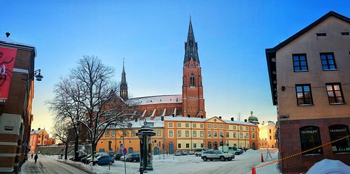 Uppsala domkyrka / Uppsala Cathedral från St Eriks torg, februari 2019. Bild/Photo: Johan Nilsson.