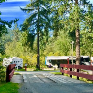 Glacier Nalu Campground Resort in Juneau