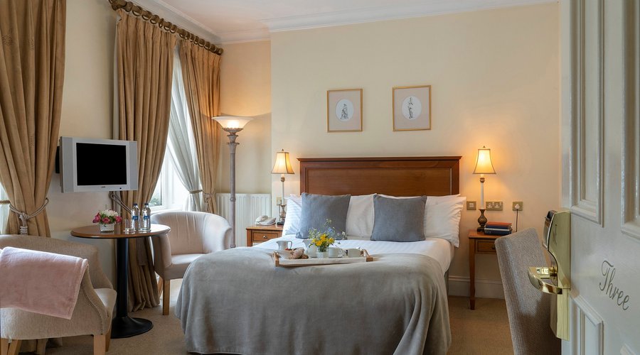 The Headfort Old World Room Three