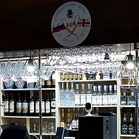 Ресторан "Хинкальный двор у дяди Бори, барная стойка