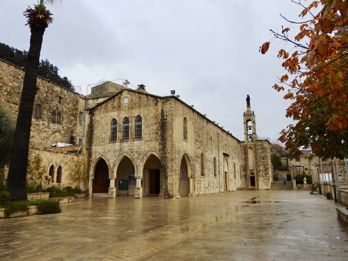 Roaming Deir El Qamar: Your Unforgettable 2024 Adventure amidst Lebanon's Pristine Beauty - Local Artisanal Products to Buy