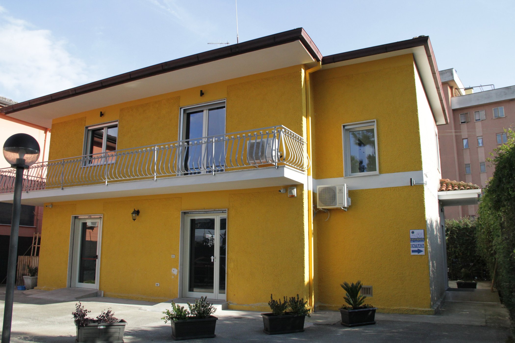 EasyRoom Frosinone - B&B - Casello Autostradale image