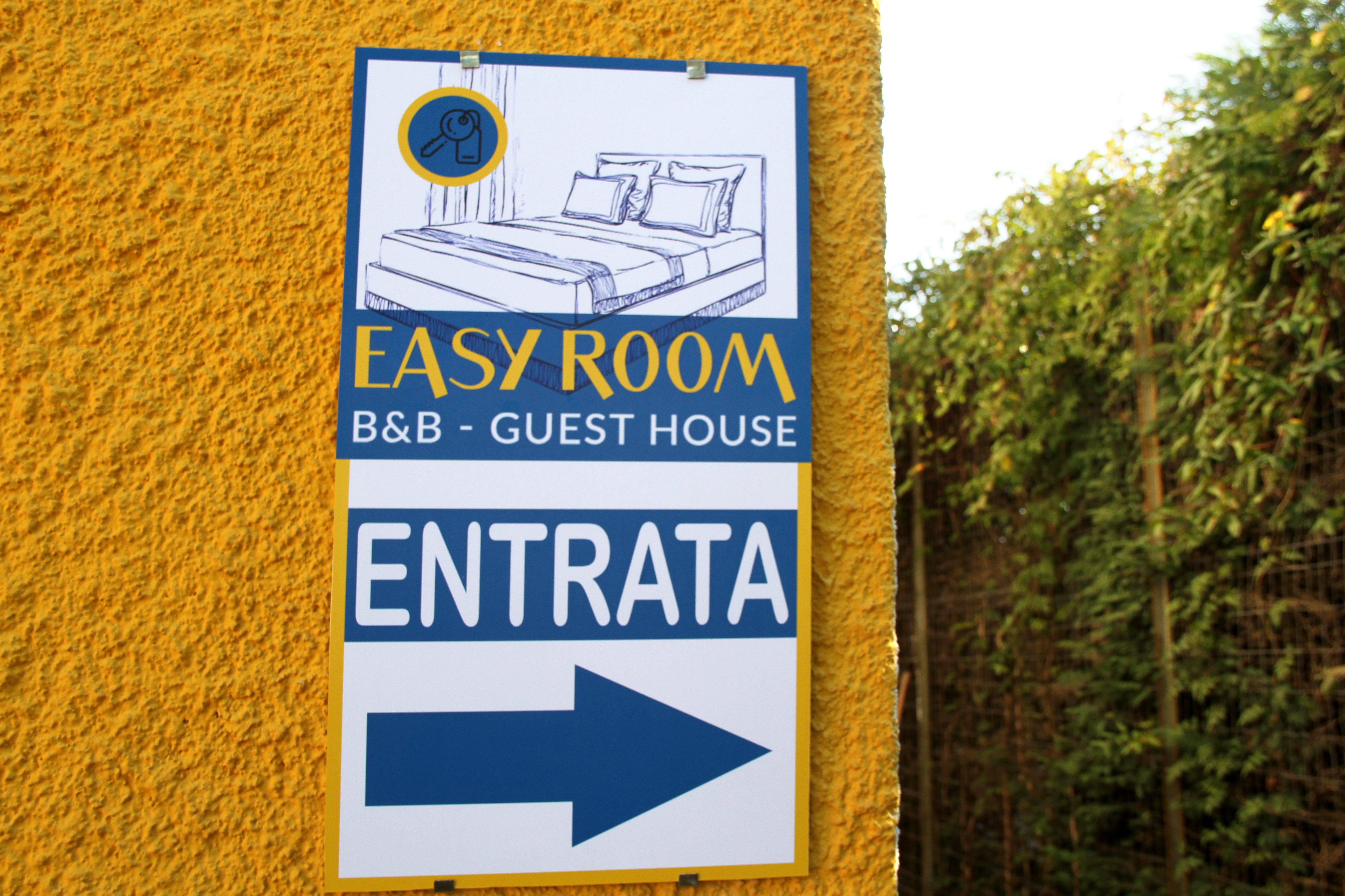 EASYROOM FROSINONE B&B - Prices & Lodging Reviews (Italy)