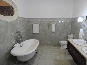 Room & Suite