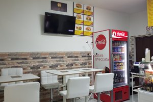 Interni
