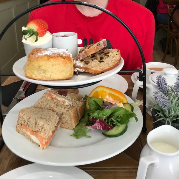 THE 10 BEST Restaurants Near Love to Eat - Victoria Centre (2025)