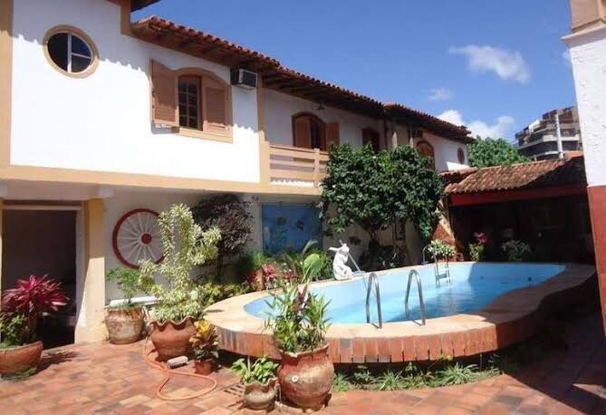 HOSTEL POUSADA LOS PIBES DE FLORES (CABO FRIO): 94 fotos, comparação de  preços e avaliações - Tripadvisor