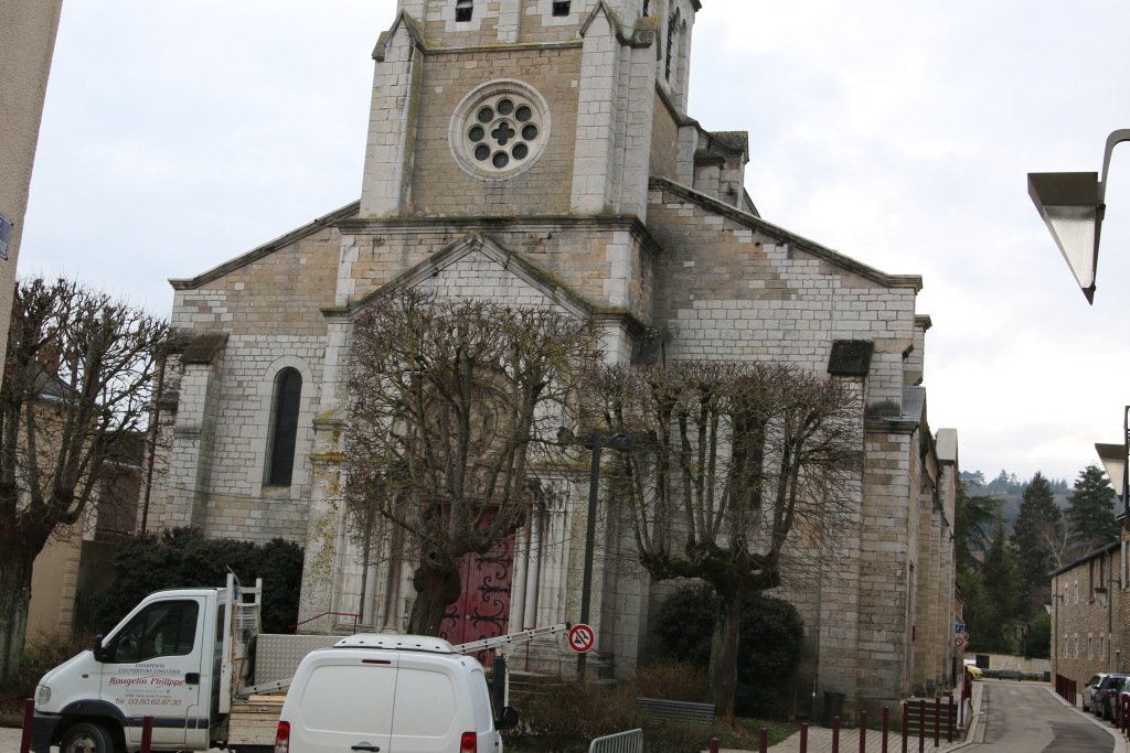 CHÂTEAU D'ENTRE-DEUX-MONTS (Nuits-Saint-Georges): Ce Qu'il Faut Savoir