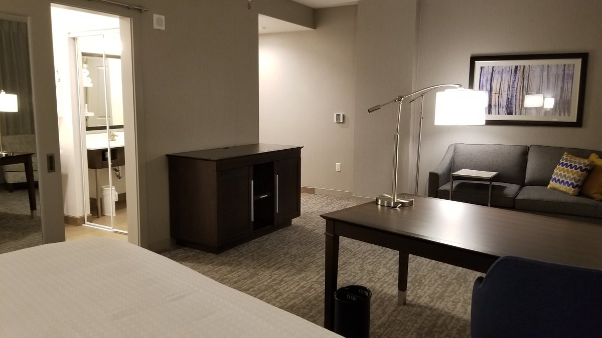 HAMPTON INN & SUITES TEANECK/GLENPOINTE Updated 2022 (NJ)