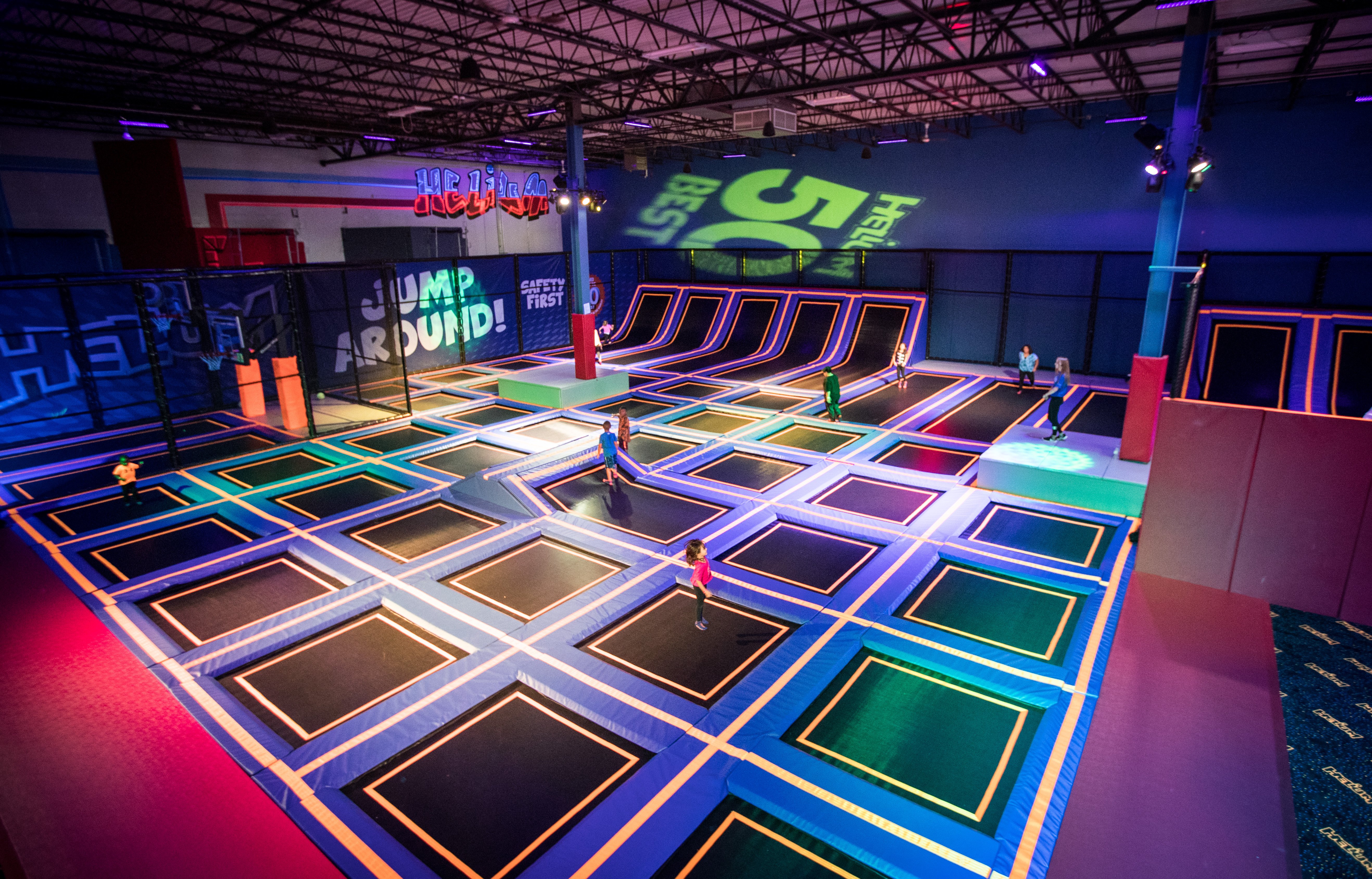 Trampoline park around on sale me