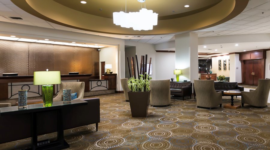 Spacious lobby & registration desk