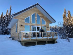 Southern Lakes Resort & Restaurant in Ten Mile