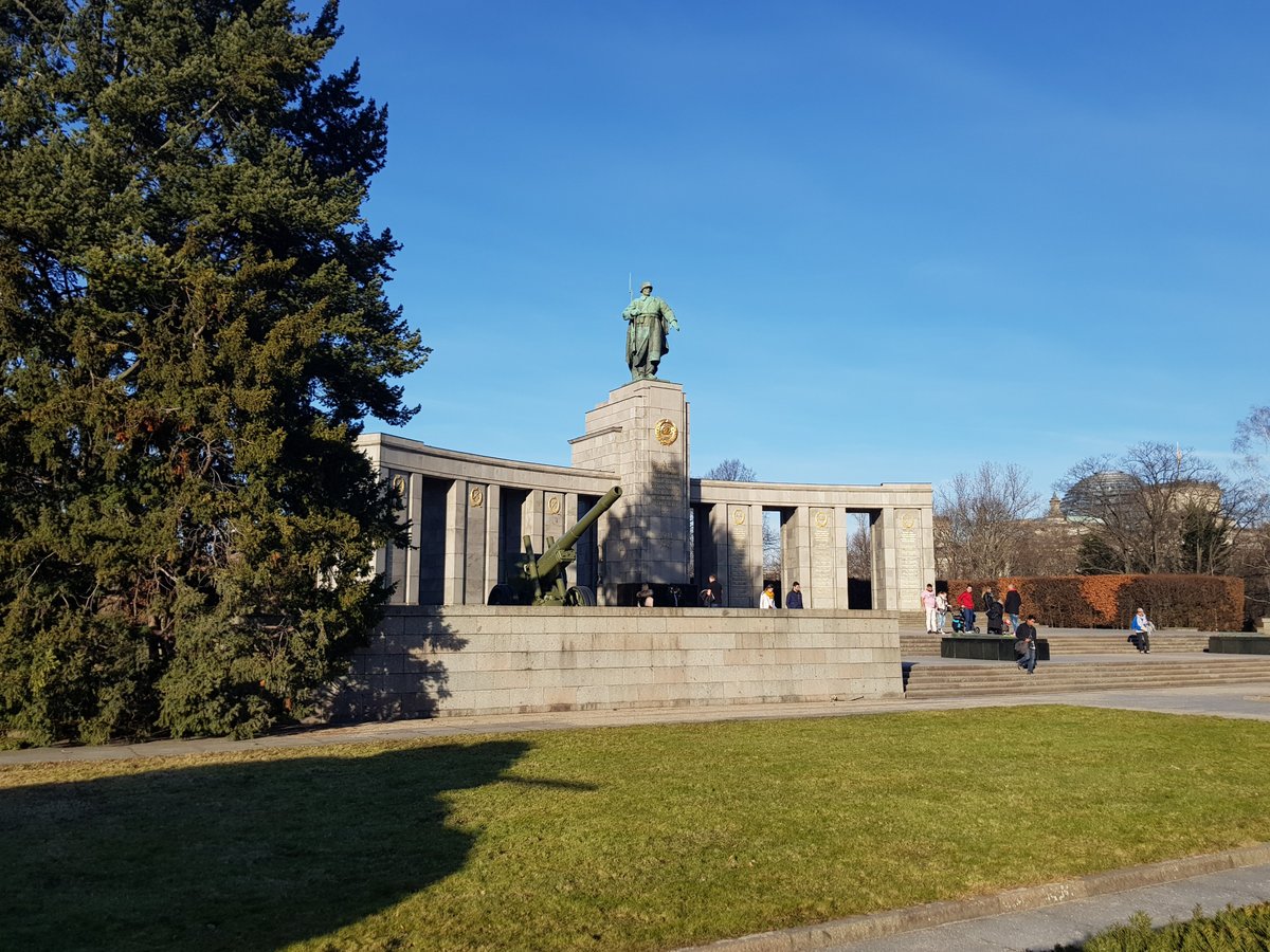 Soviet Memorial Tiergarten, Берлин - Tripadvisor