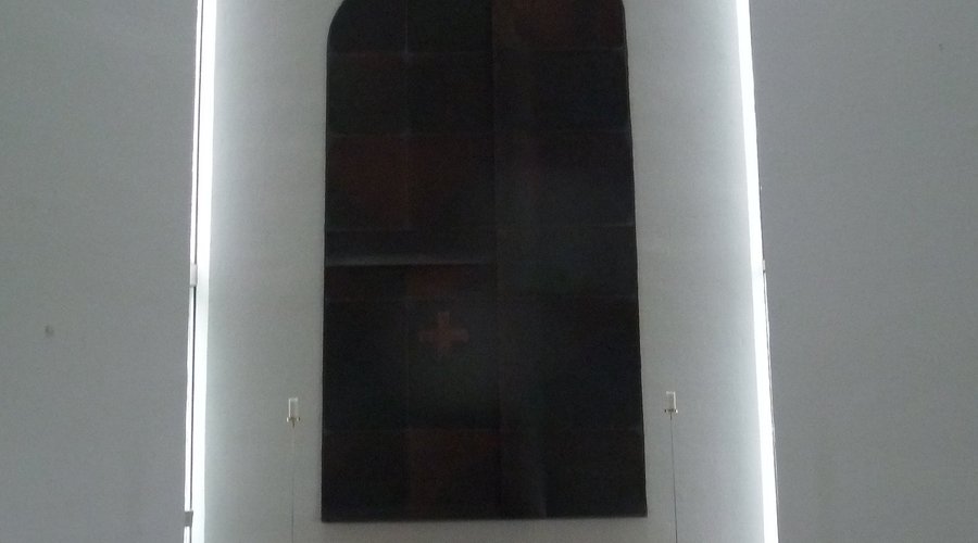 Lystrup Kirke - alter