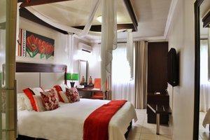 Room & Suite