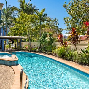 Pool & Spa